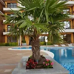 Aparthotel Boulevard Sea 3*