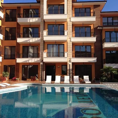 Lejlighedshotel Boulevard Sea 4*